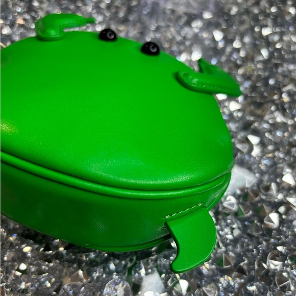 Kate Spade Shelly Crab Wristlet in green smooth leather NWOT - Picture 12 of 13